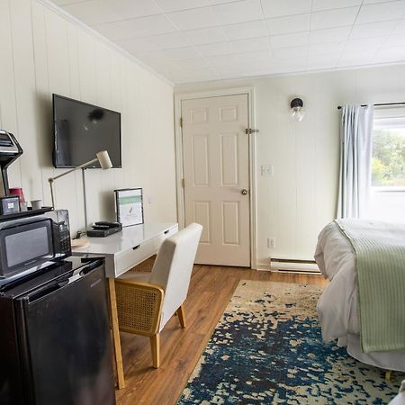 Friars Bay Inn & Cottages Welshpool Phòng bức ảnh