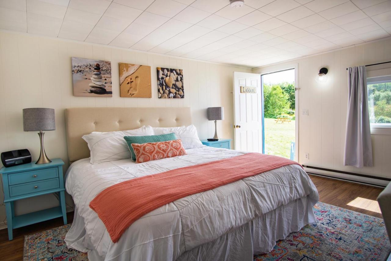 Friars Bay Inn & Cottages Welshpool Ngoại thất bức ảnh