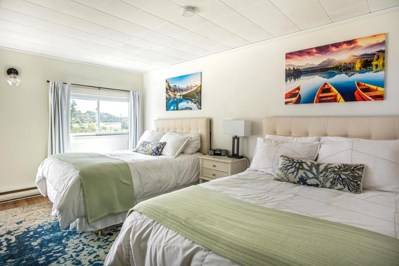 Friars Bay Inn & Cottages Welshpool Ngoại thất bức ảnh