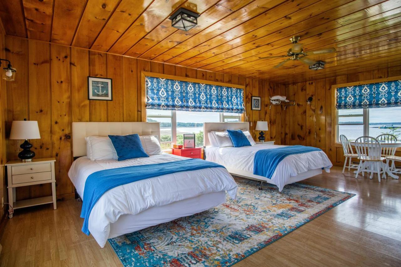 Friars Bay Inn & Cottages Welshpool Ngoại thất bức ảnh