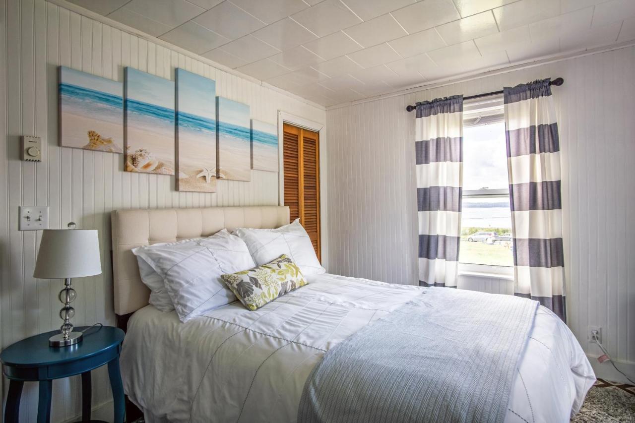 Friars Bay Inn & Cottages Welshpool Ngoại thất bức ảnh