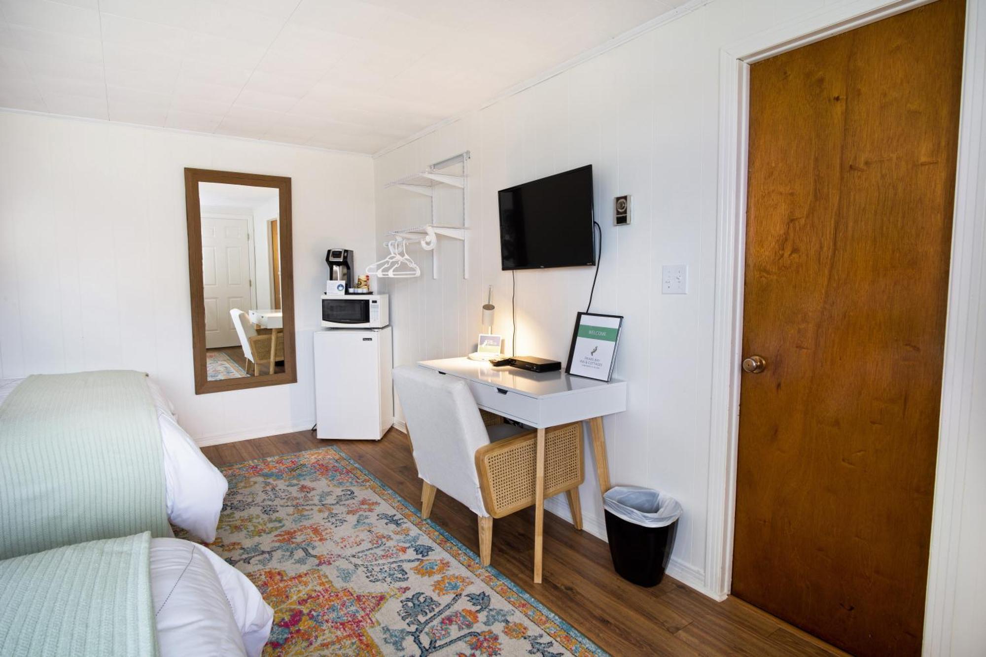 Friars Bay Inn & Cottages Welshpool Phòng bức ảnh
